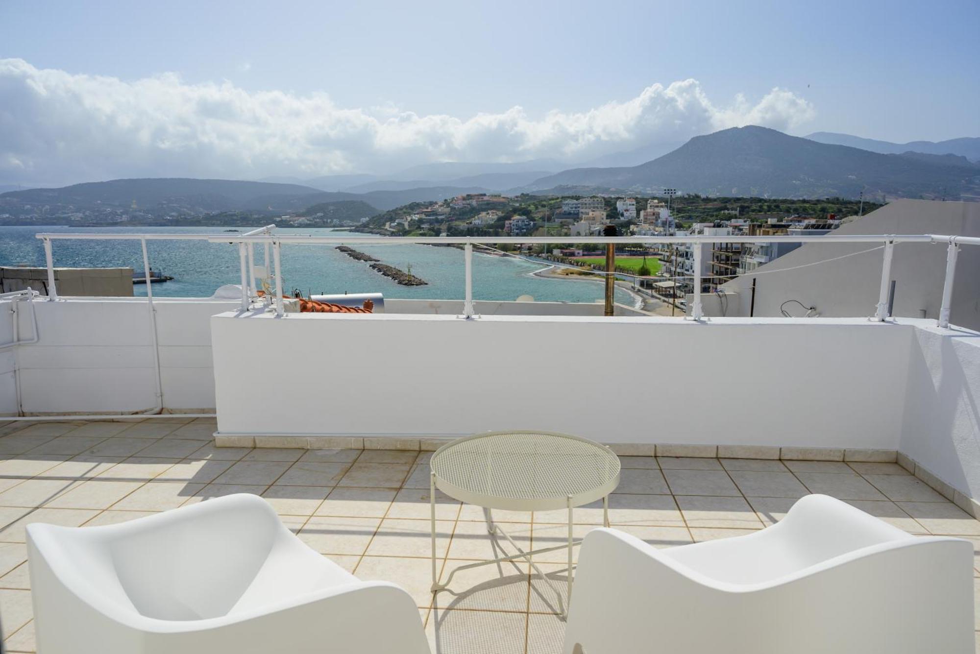 Summer Retreat Sea View 4th Floor *