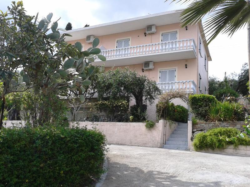 Apartment Apostolos & Eleni Family