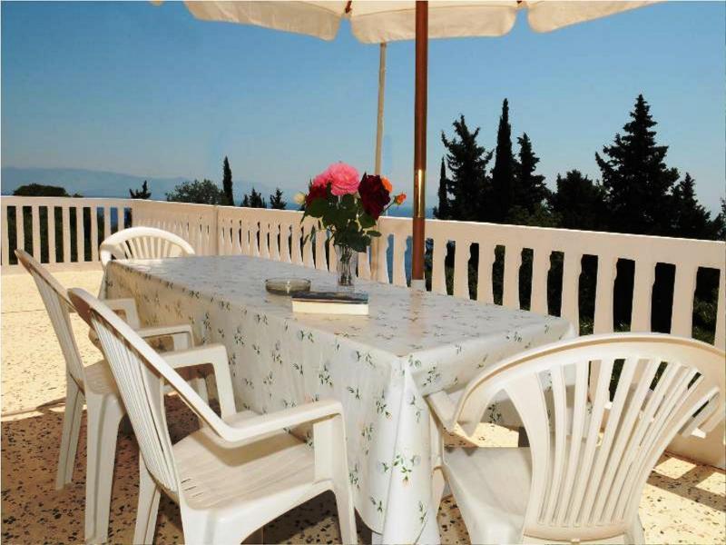 Apartment Apostolos & Eleni Family *