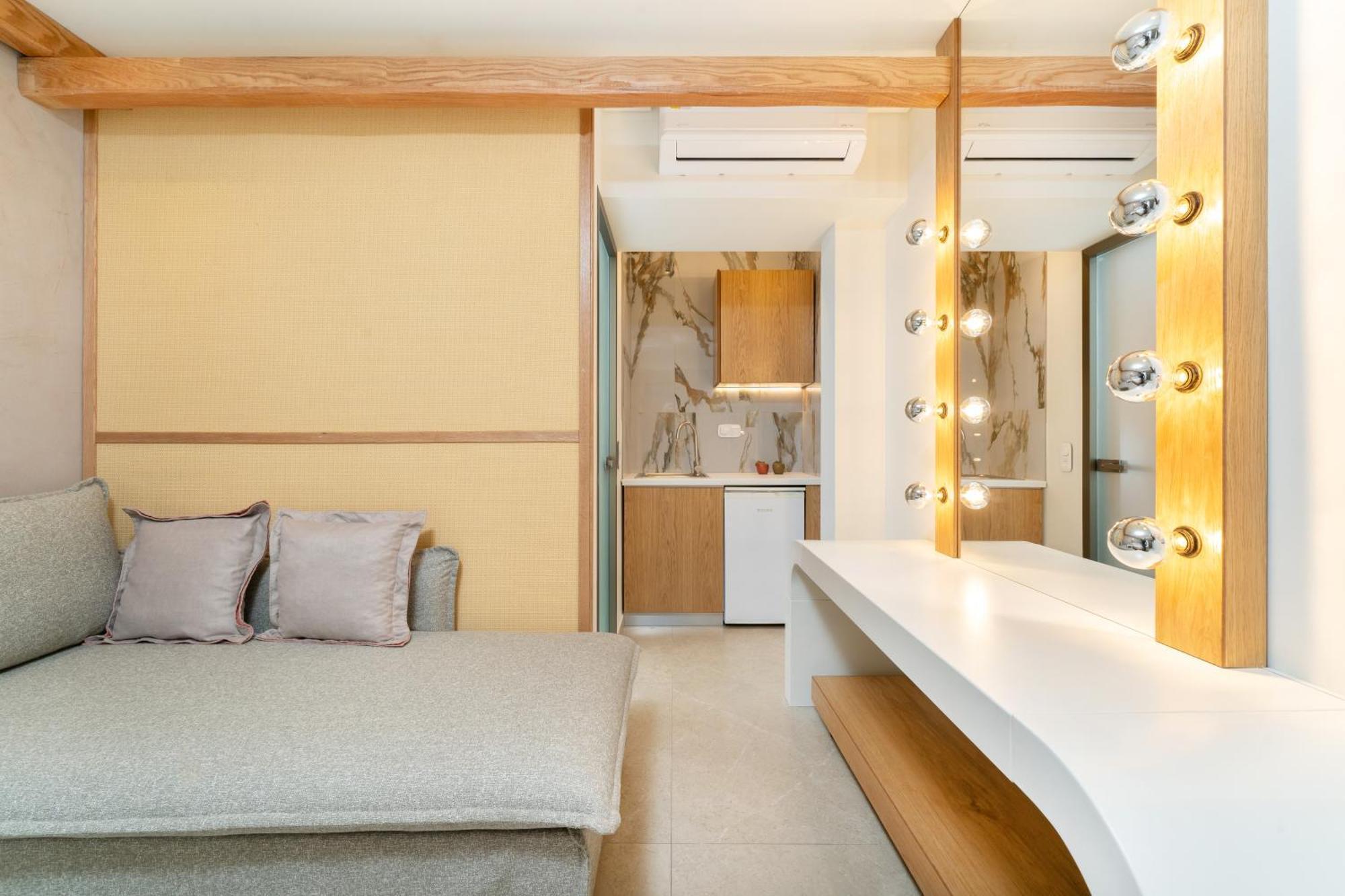 Aparthotel Reverie *