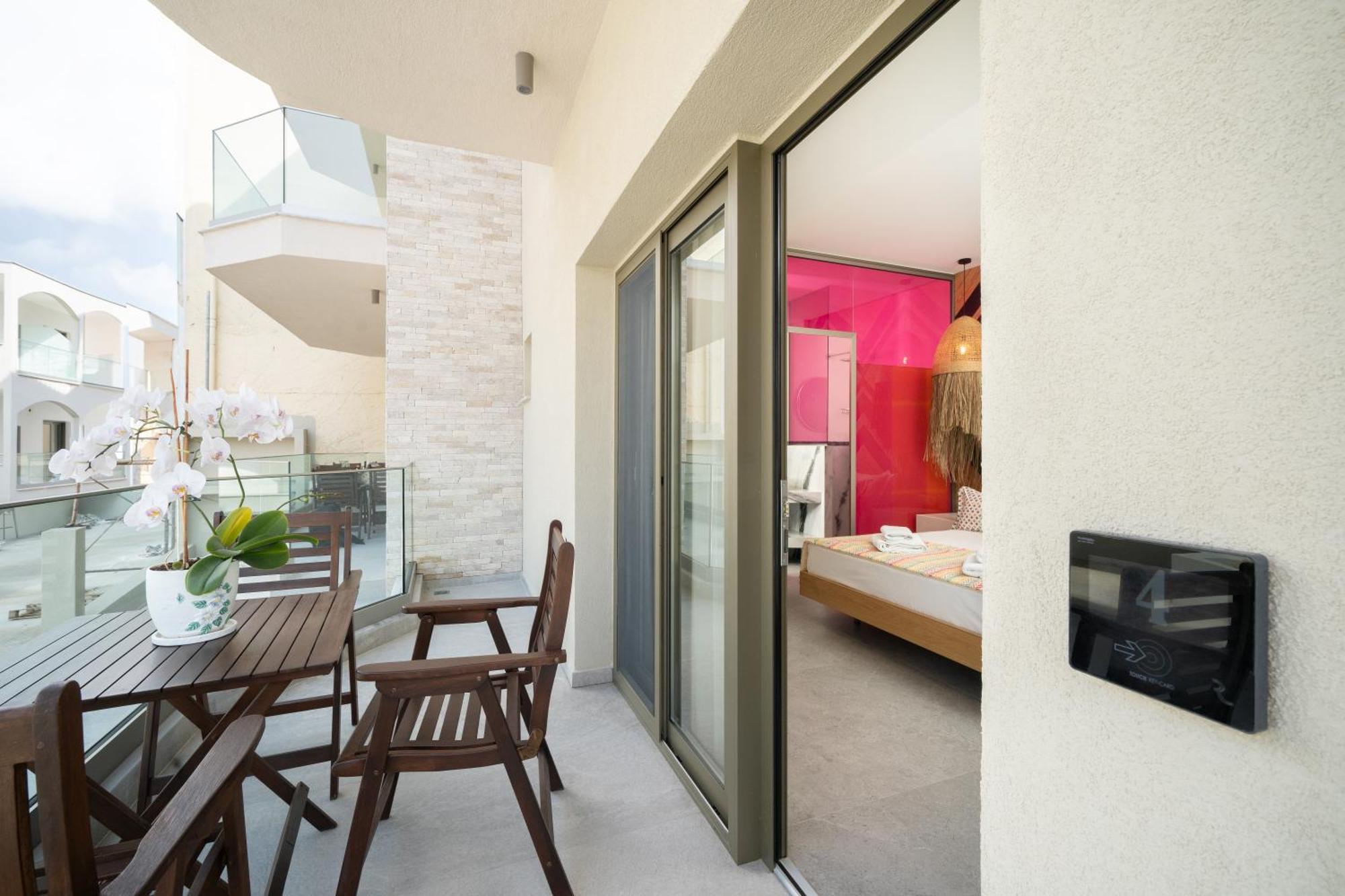 Aparthotel Reverie *