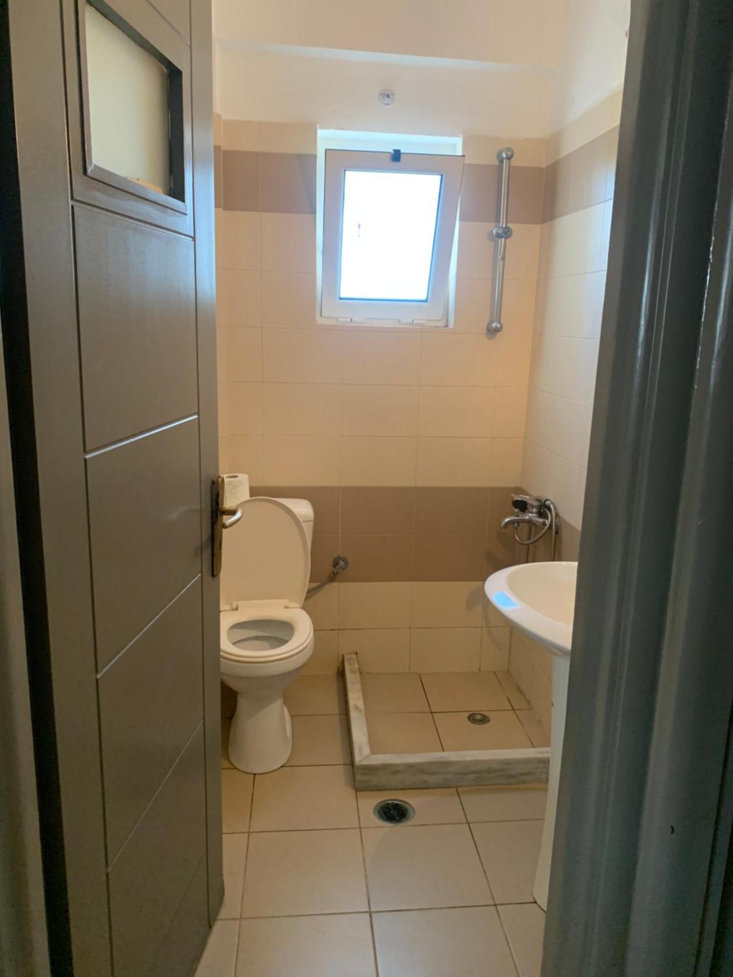 Chris House Kalamata