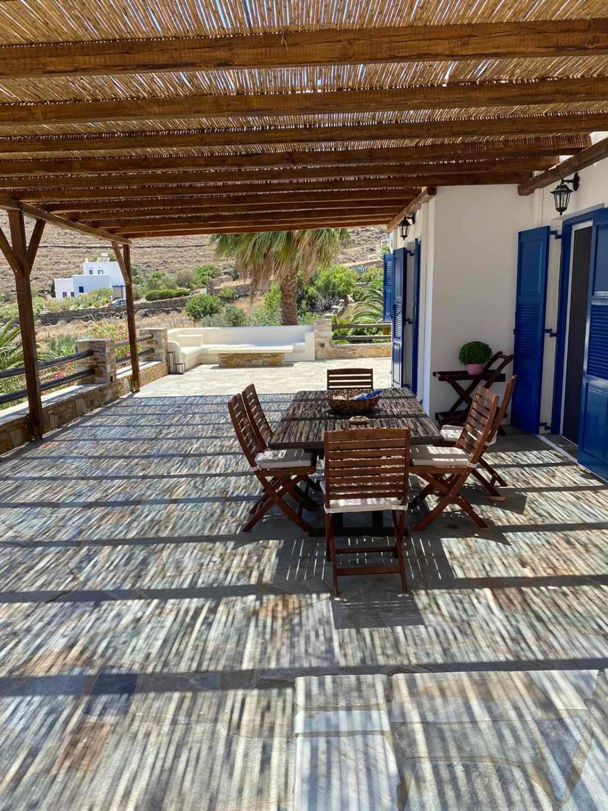 Serensea Bliss, Naousa, * Kythnos