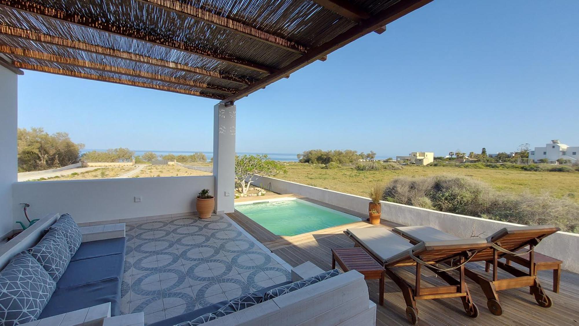 Sea Breeze Holiday home