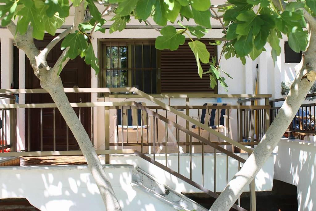 Serene Housecomplex,110m2 House By Marvellous Sea Mola Kalyva
