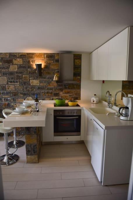 Petit Paradis Apartment