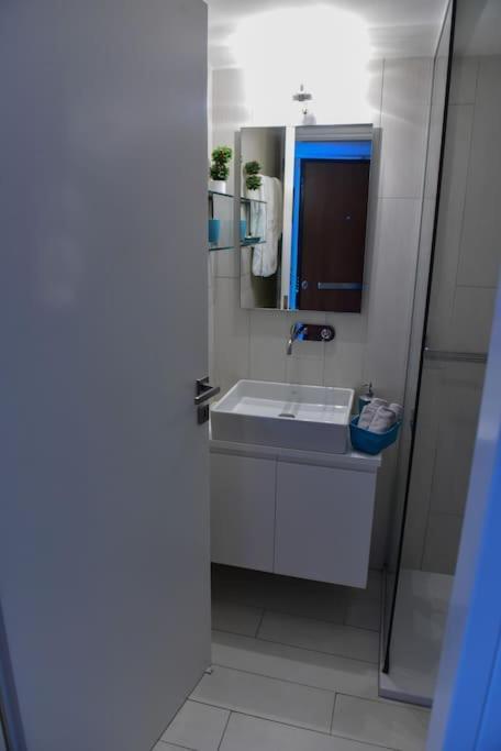 Petit Paradis Apartment *