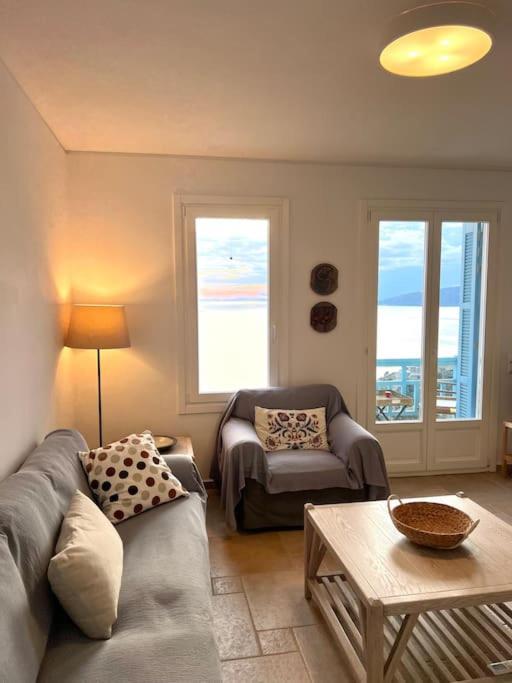 Grand Blue Balcony Island House Batsi (Andros)