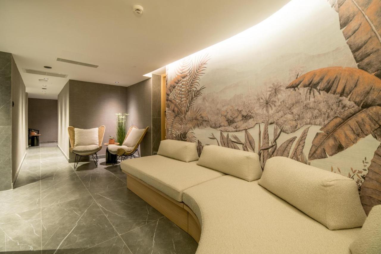 Senseana Sea Side & Aquadventure Hotel 5*