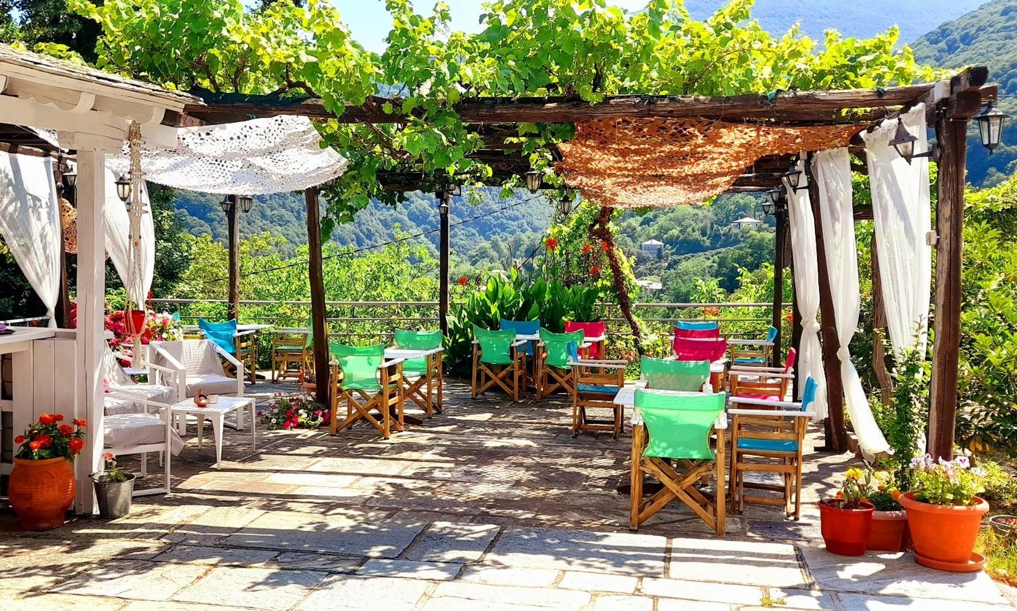 Odos Kentavron Hotel