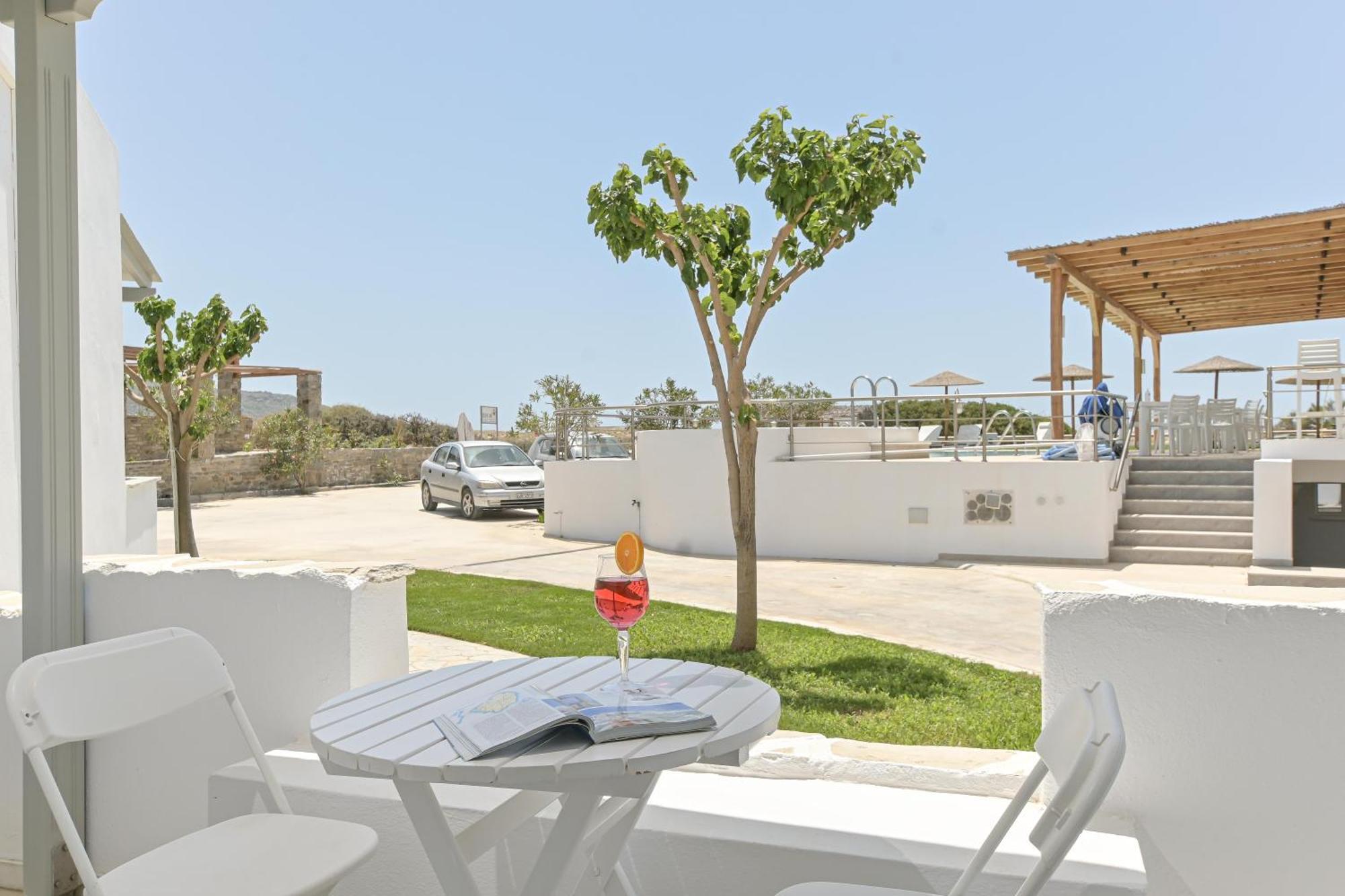 Golden Sand Plaka (Naxos)