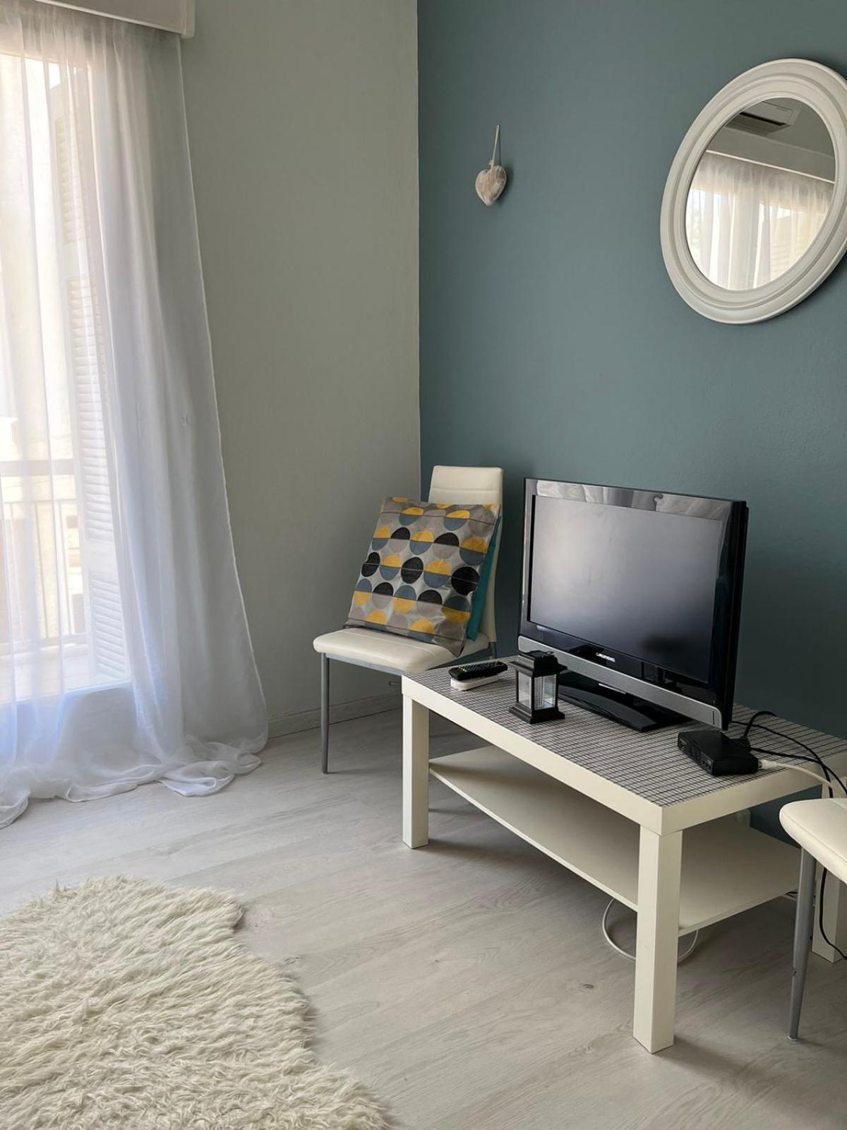 Apartment Sea View Near Athens Airport *