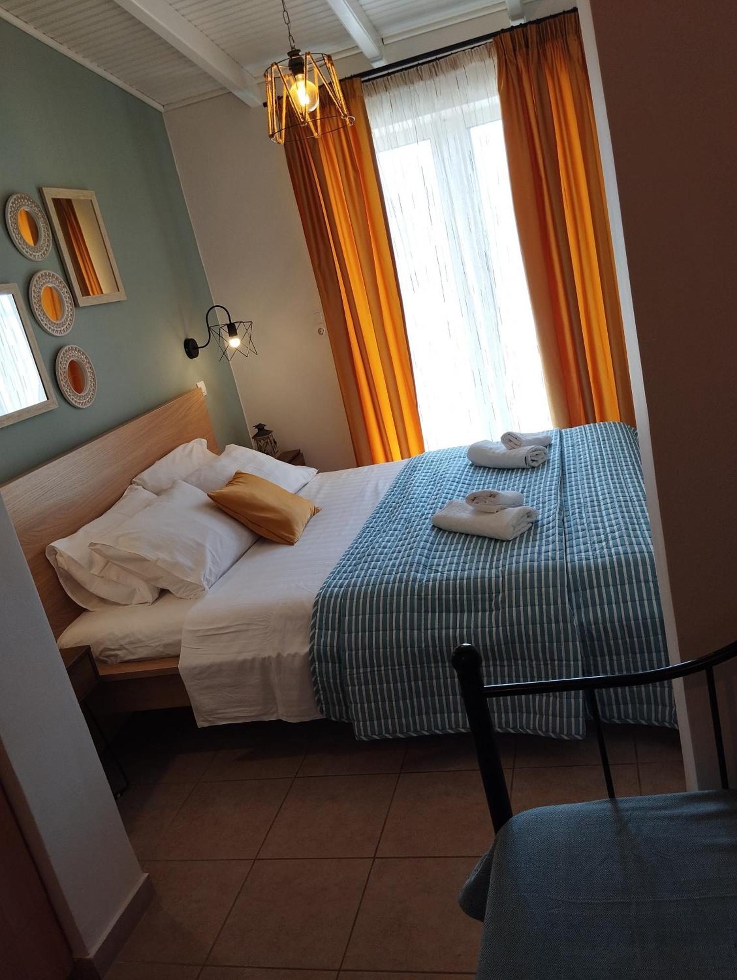Apartment To Limanaki