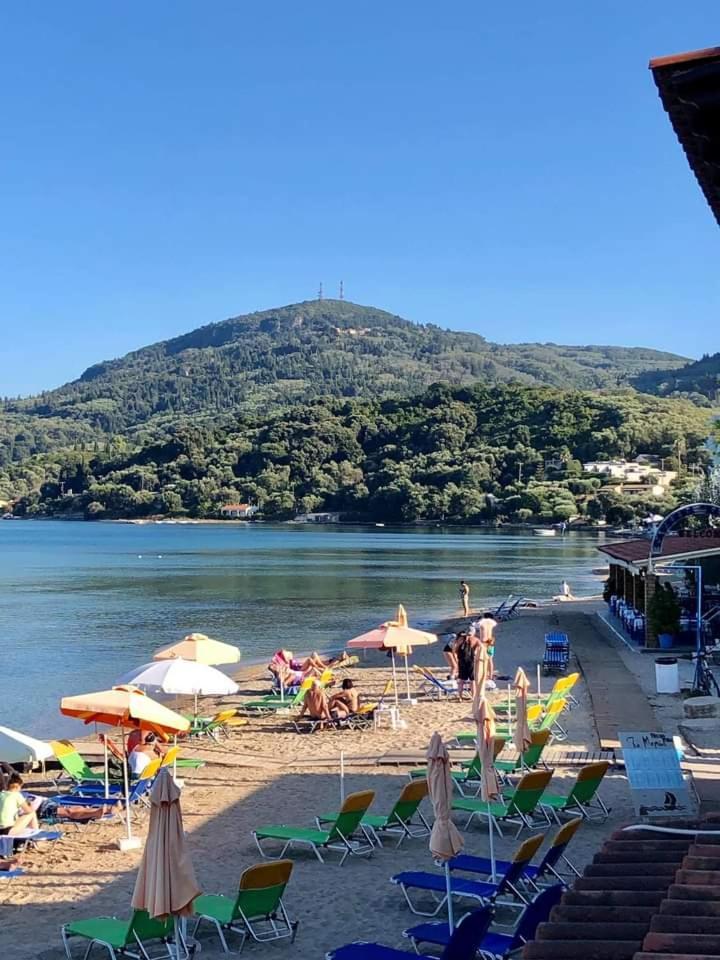 Eleni's Mesongi