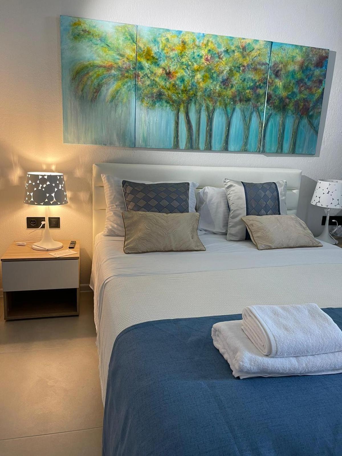 Villa Allure Luxury 3&4 Serenity Retreat Moni Evaggelistrias