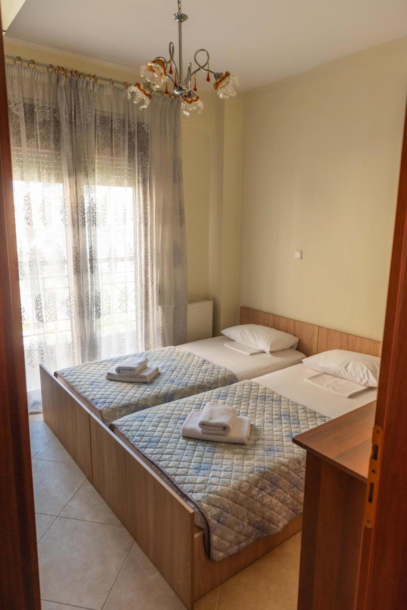 Infinity Stars Sea View Apartment