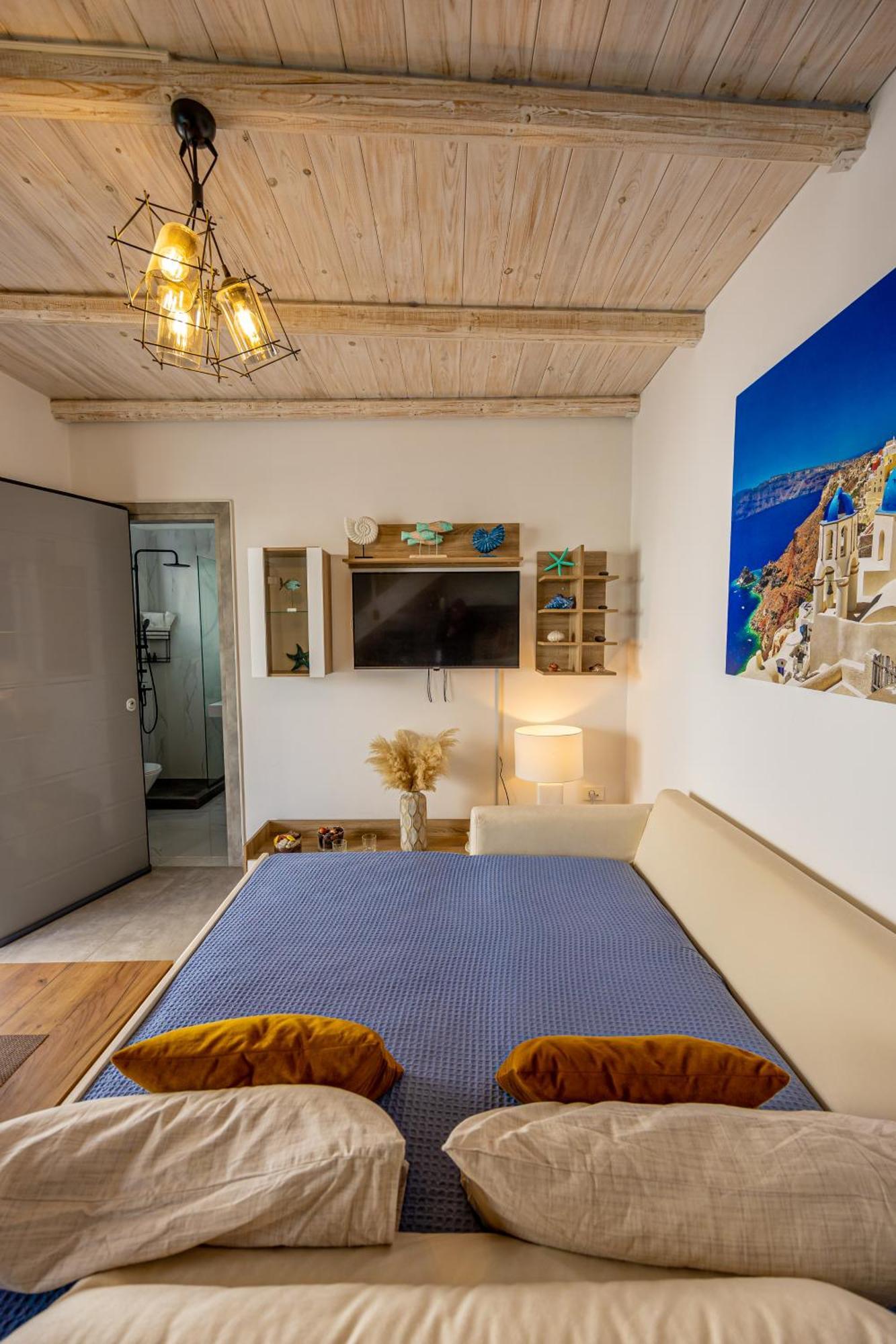Misilia Santorini Cycladic House With Jacuzzi Villa Vothon