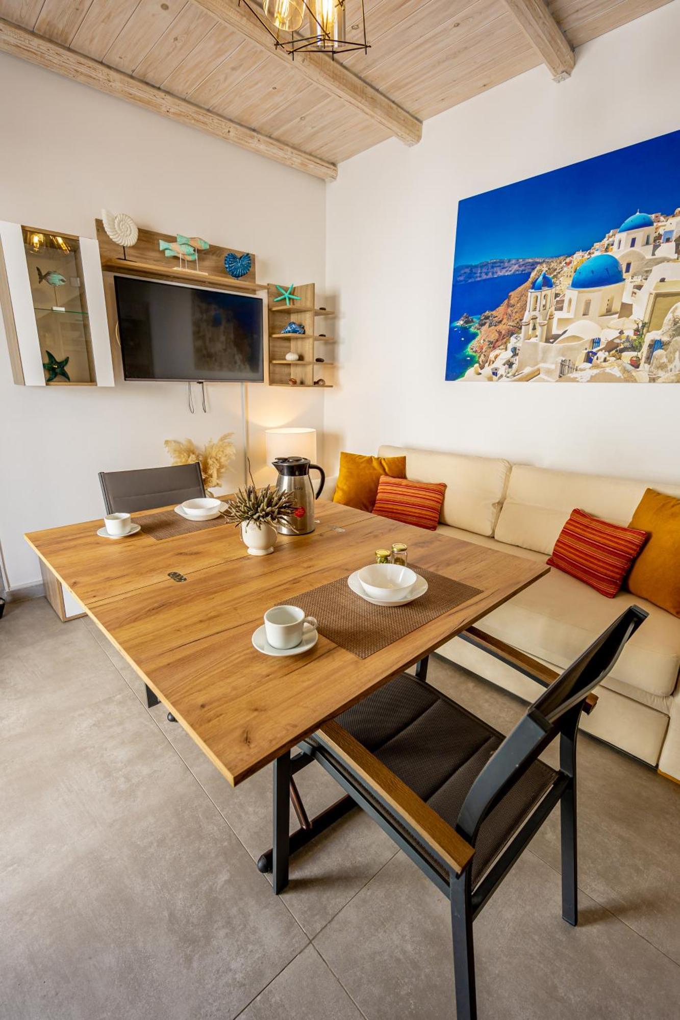 Villa Misilia Santorini Cycladic House With Jacuzzi Vothon