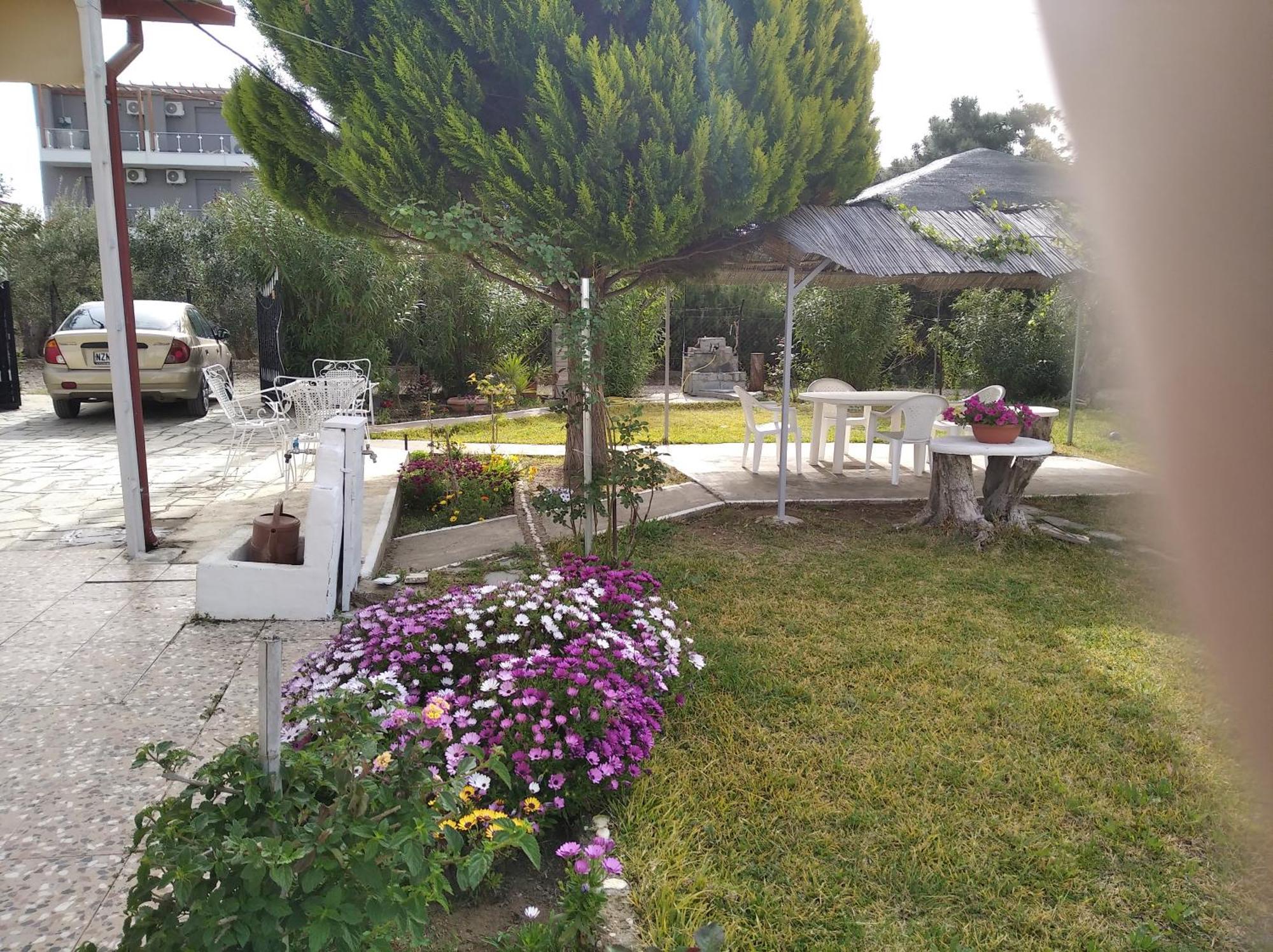 Kalyves, 2 Bedrooms, Sleeps 6, 700sqmgarden, 180m From Holiday home Kalyves Polygyrou
