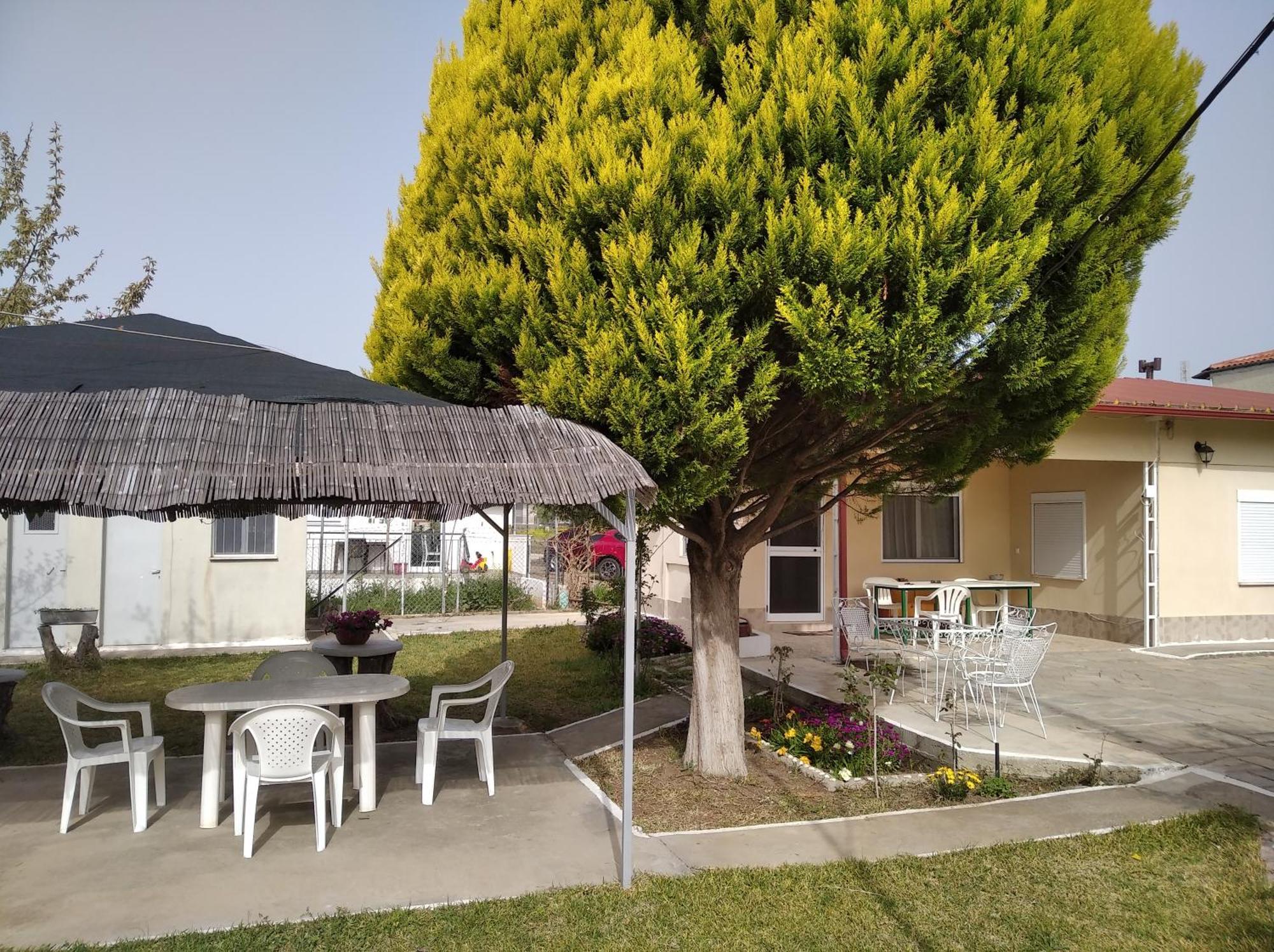 Kalyves, 2 Bedrooms, Sleeps 6, 700sqmgarden, 180m From Holiday home