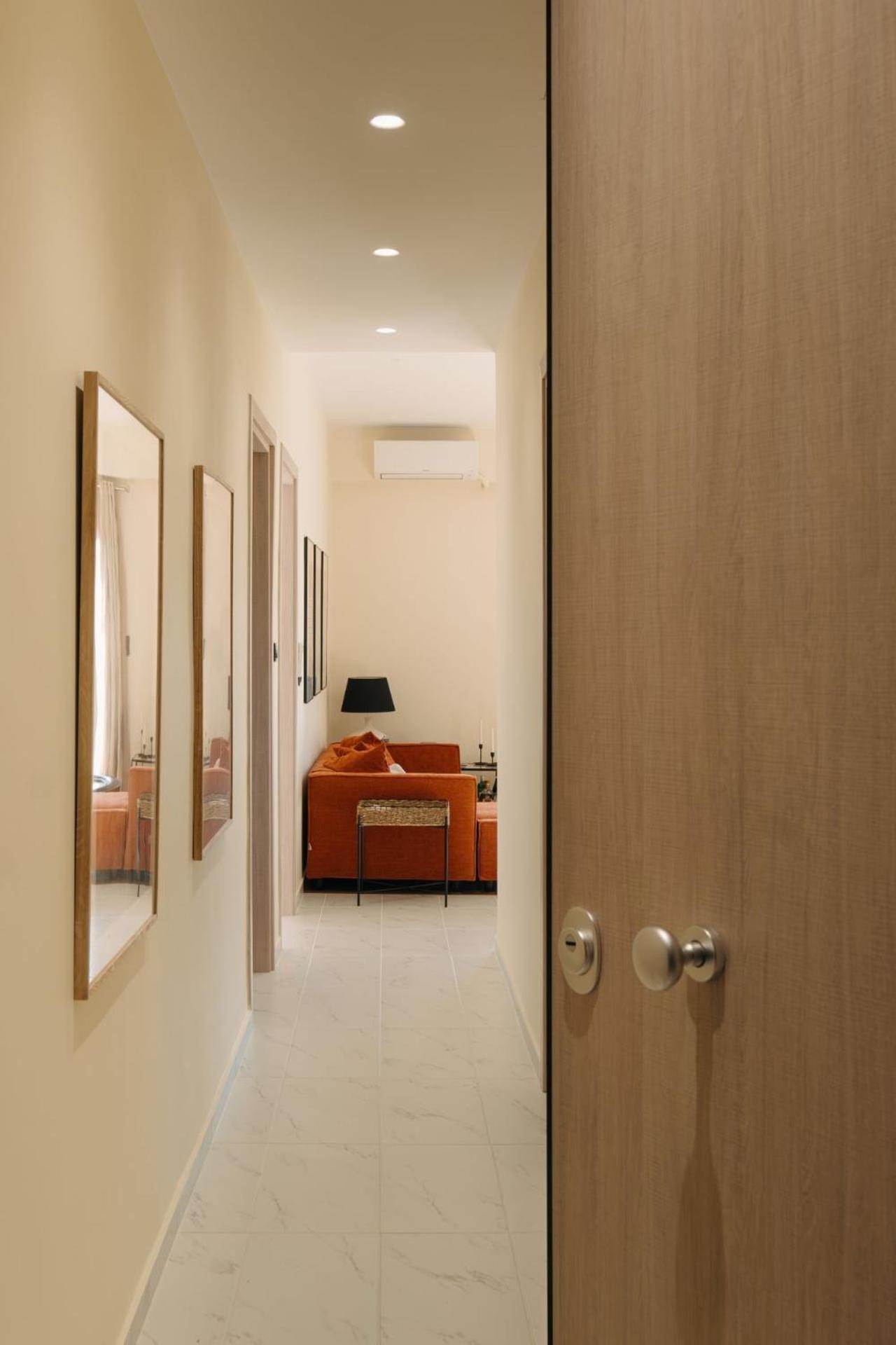Skyline Apartment