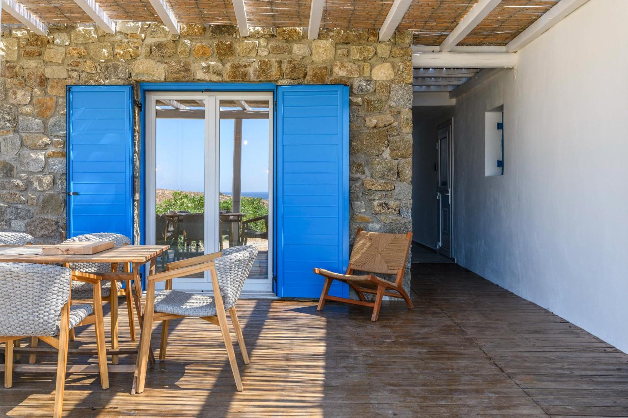 Emerald Bay 4br With Pool By Lia Holiday home *