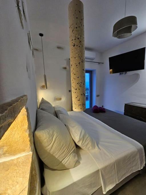 Holiday home Hillhouse Drios