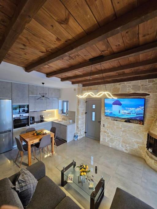 Hillhouse Holiday home *
