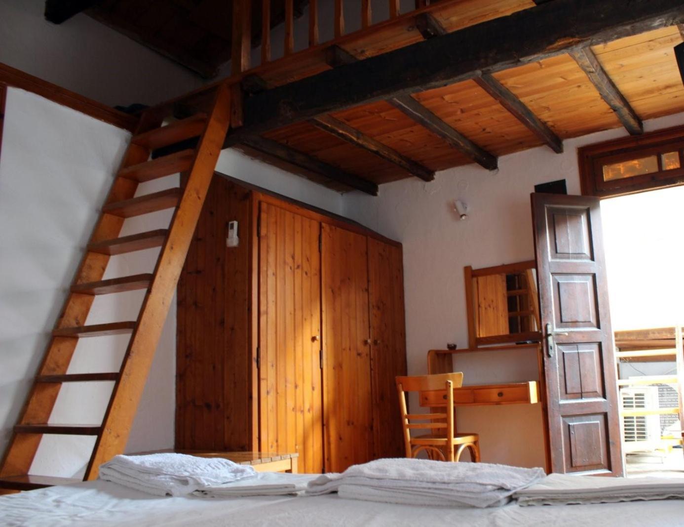 Guest house Sotos