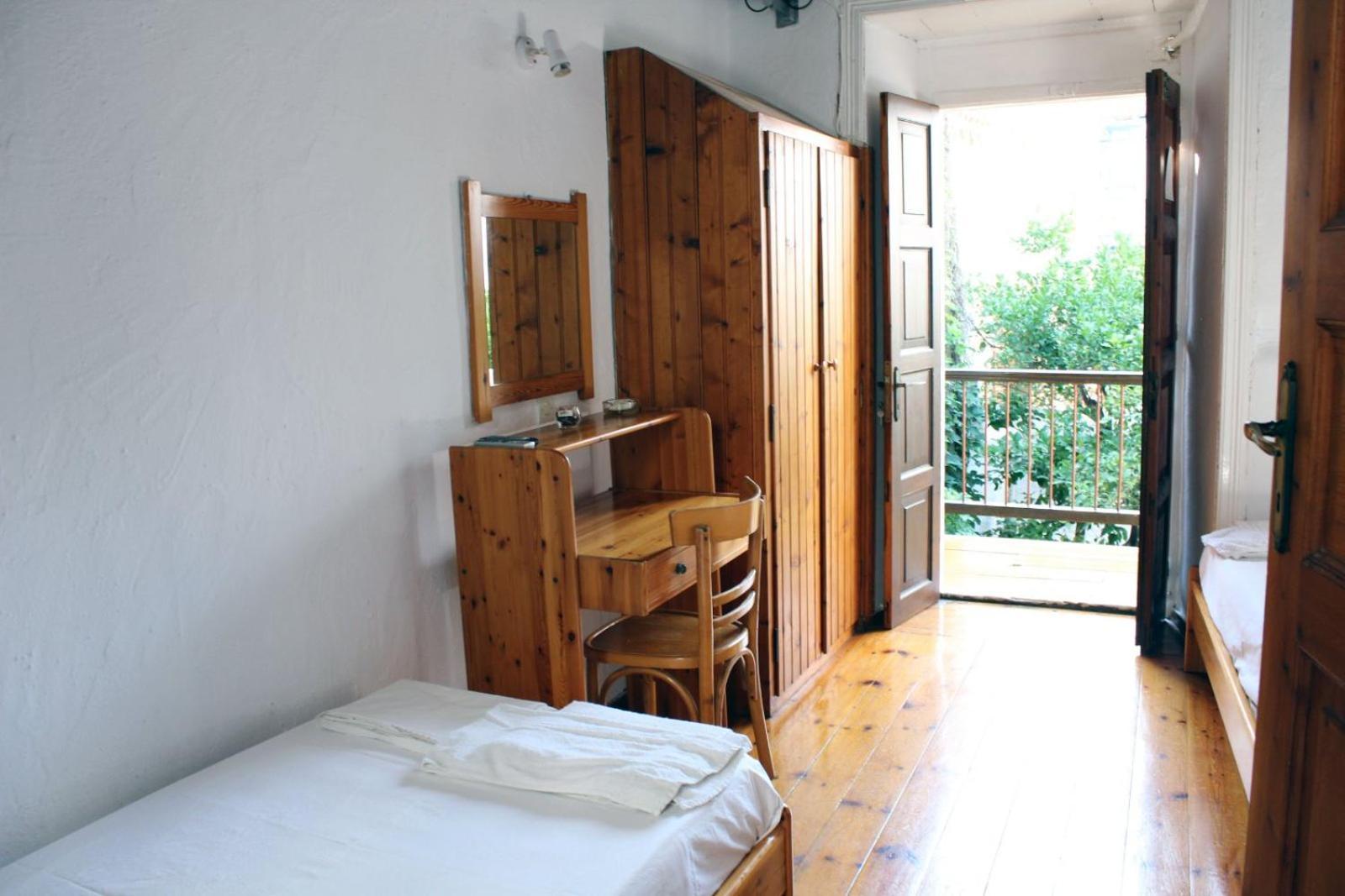 Guest house Sotos *