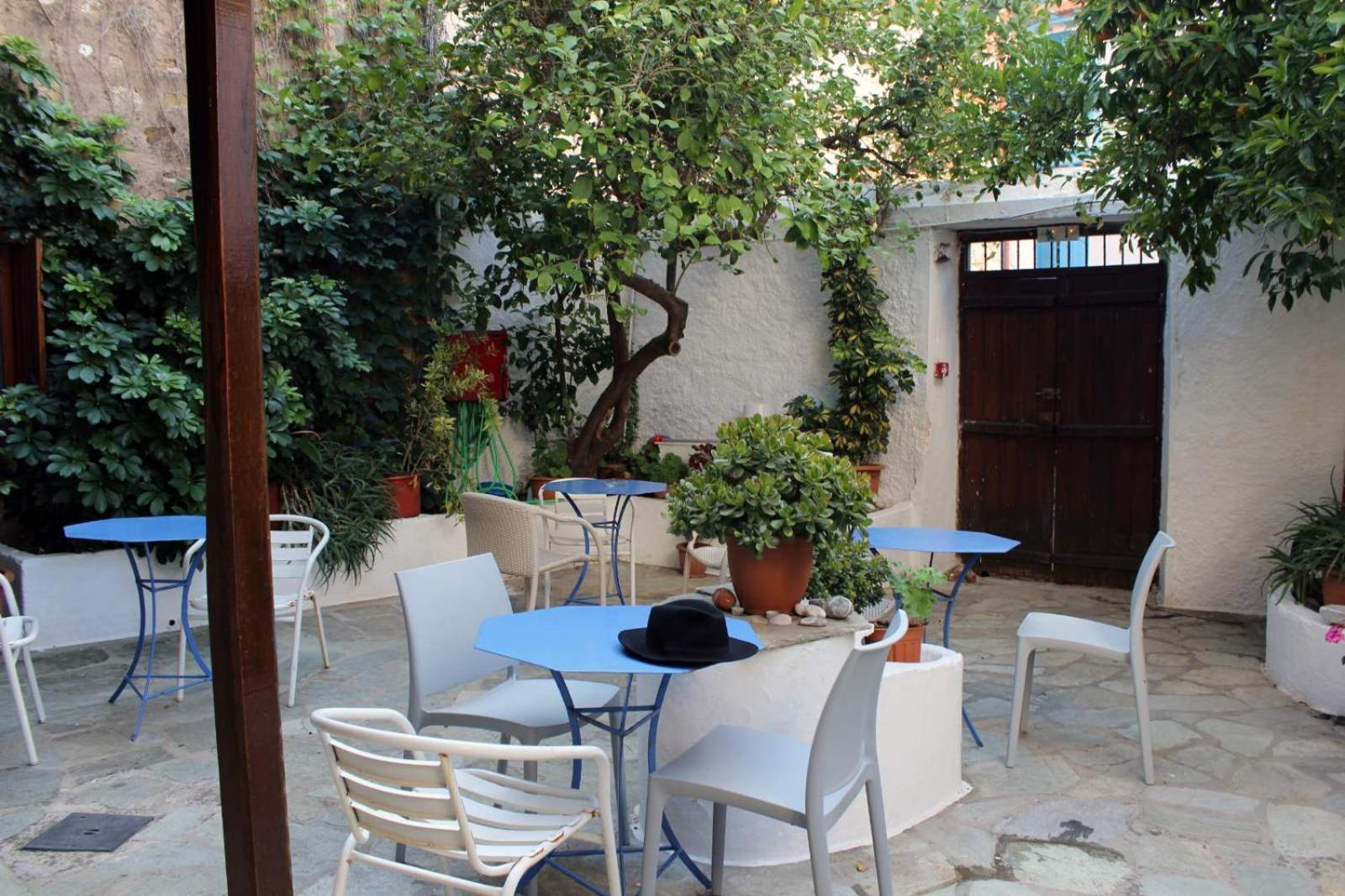 Guest house Sotos