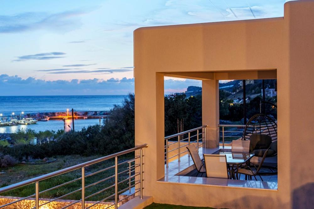 Anassa Villa *