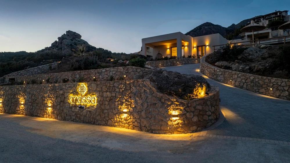 Anassa * Keratokampos