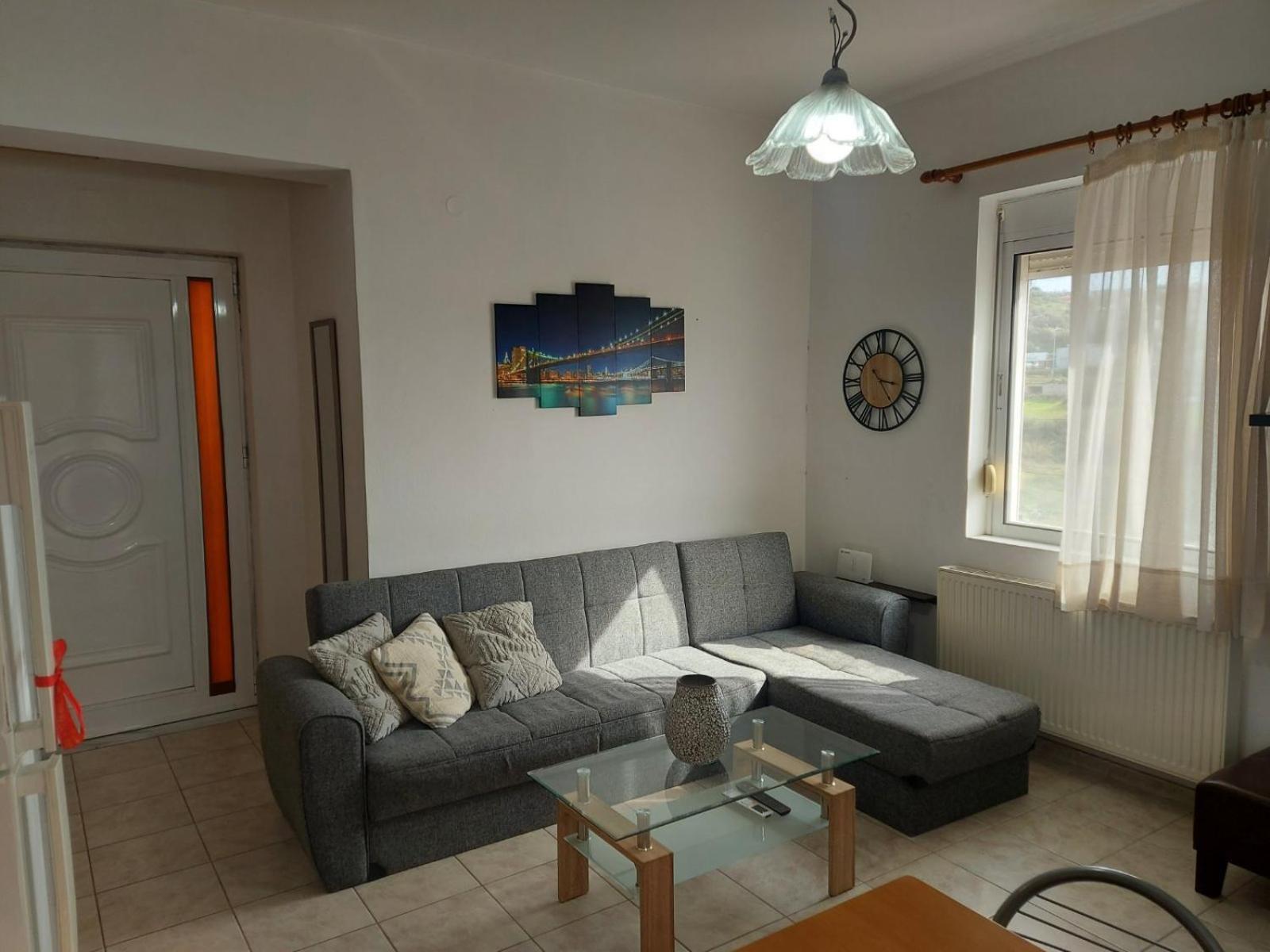 Georgios Apartment *