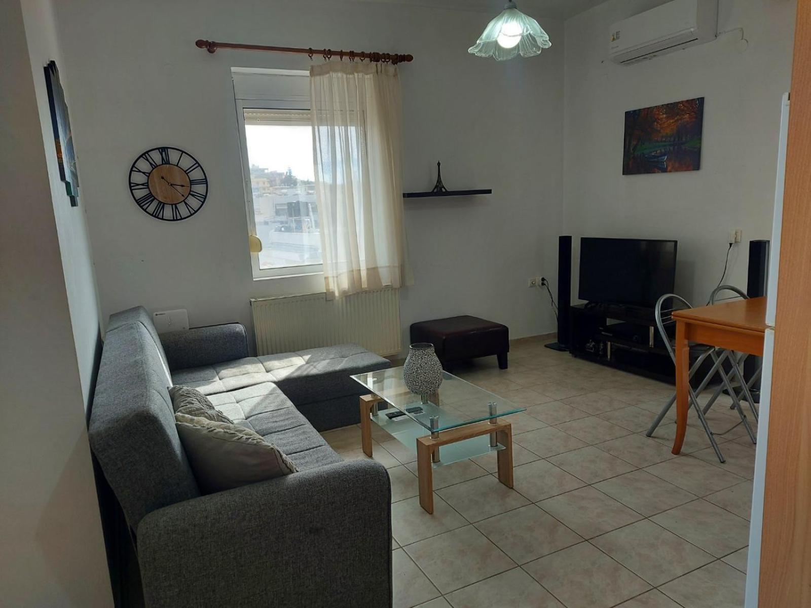 Georgios Apartment *