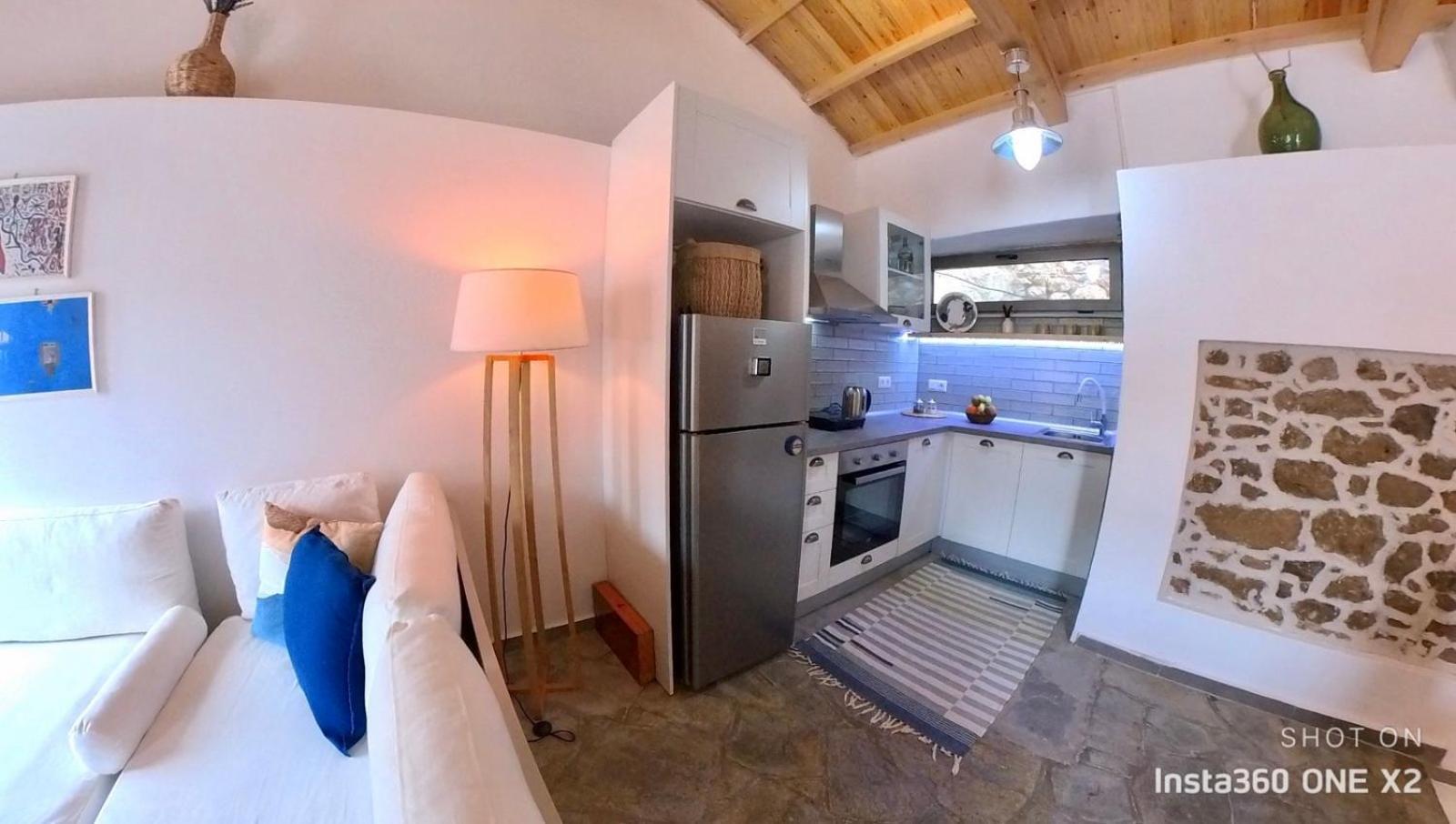 Rock Solid Stone House - Chora Holiday home
