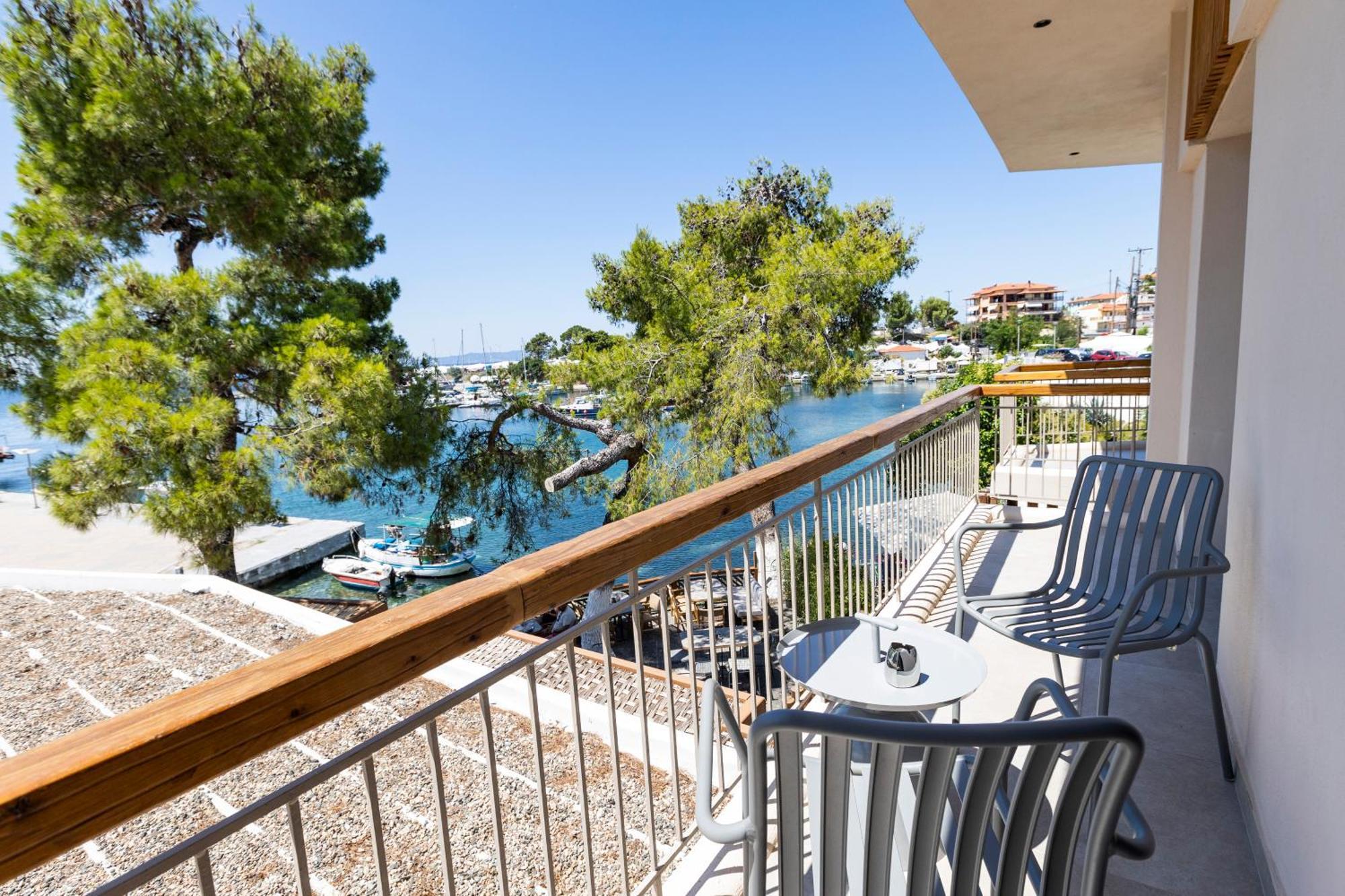 Hotel Medusa Luxury Neos Marmaras
