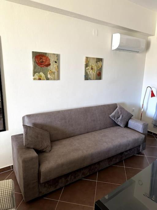 Sunset Seafront Apartment Panormos (Crete)