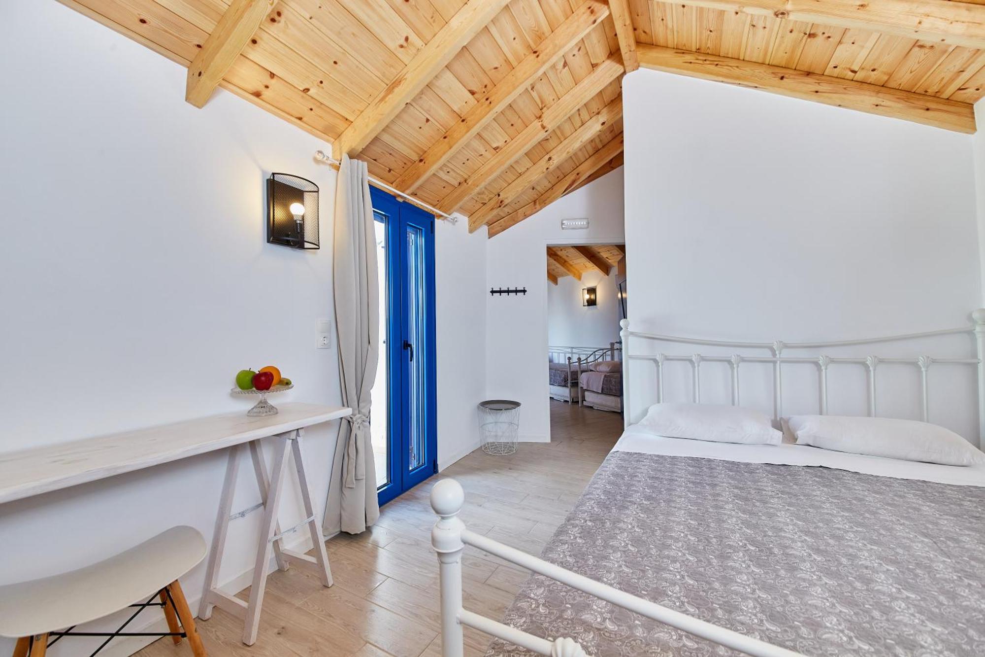 Atheras Hotel Evdilos (Ikaria)