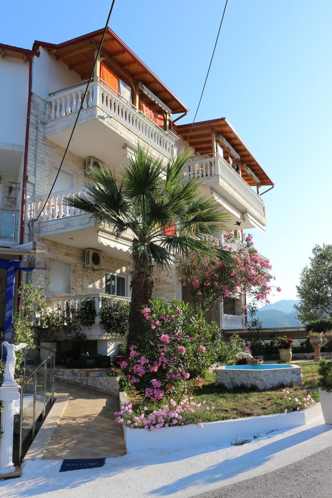 Maistrali 1 * Sarti