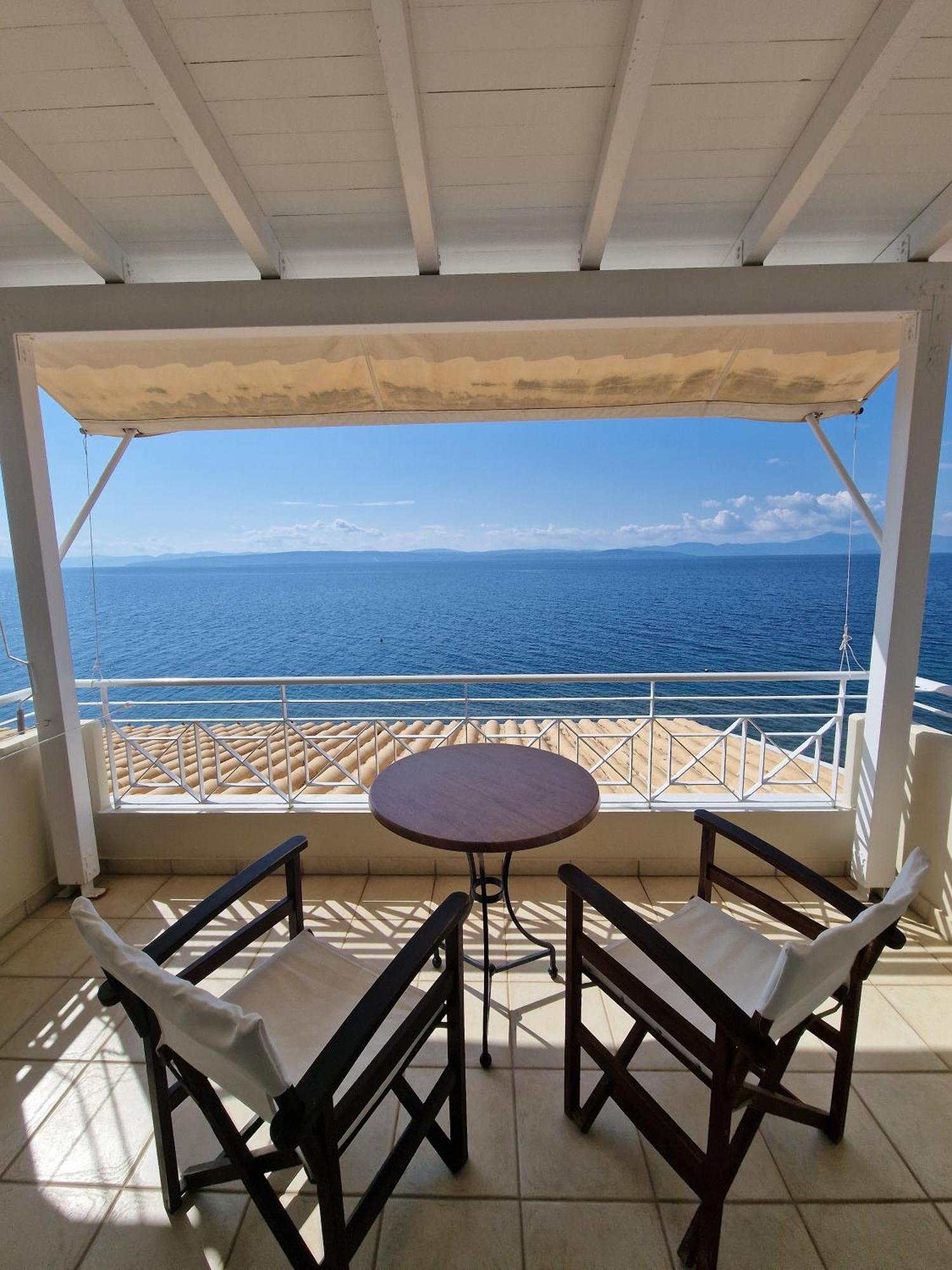 Porto Xronia Aparthotel Khronia