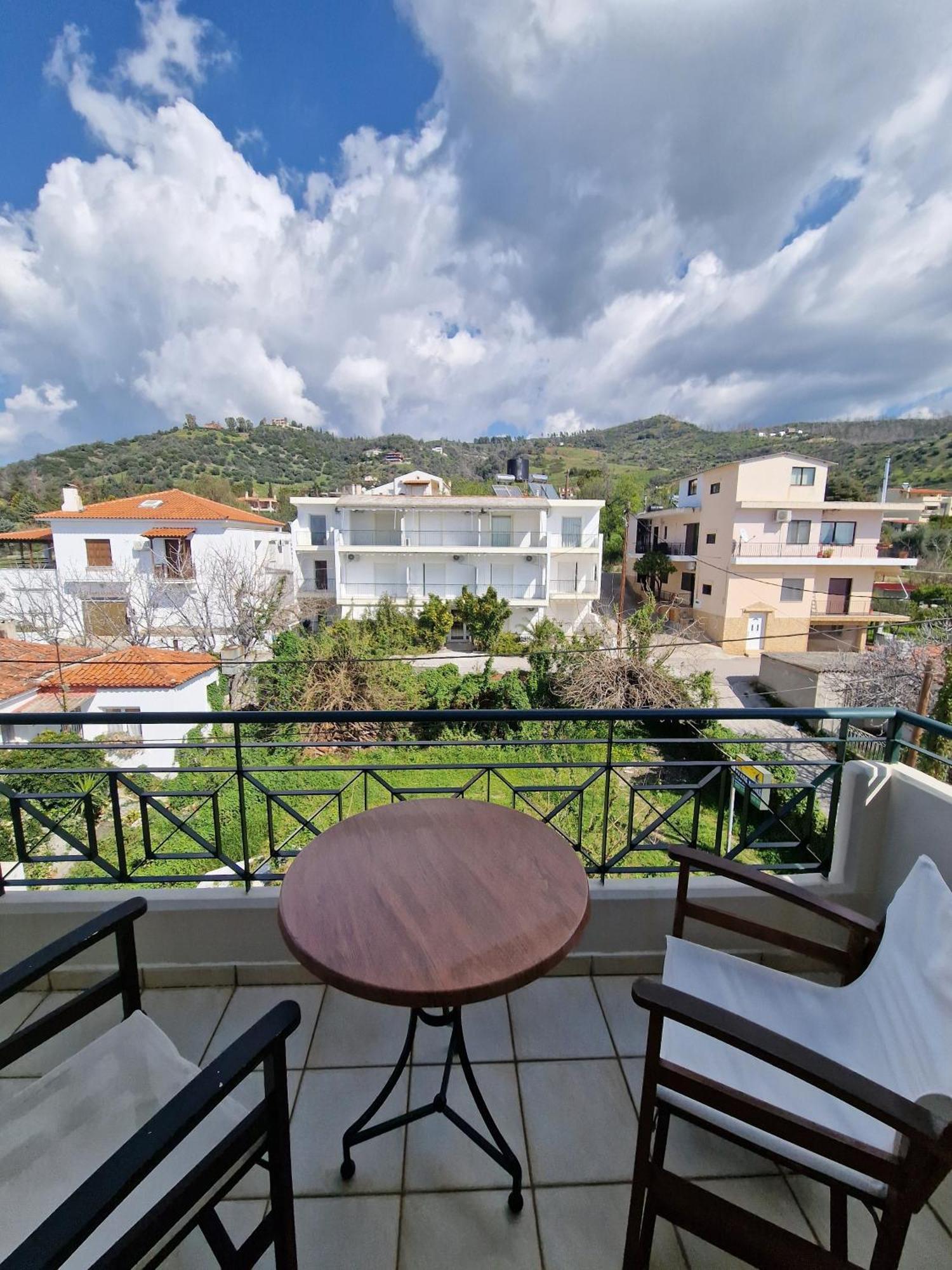 Porto Xronia Khronia