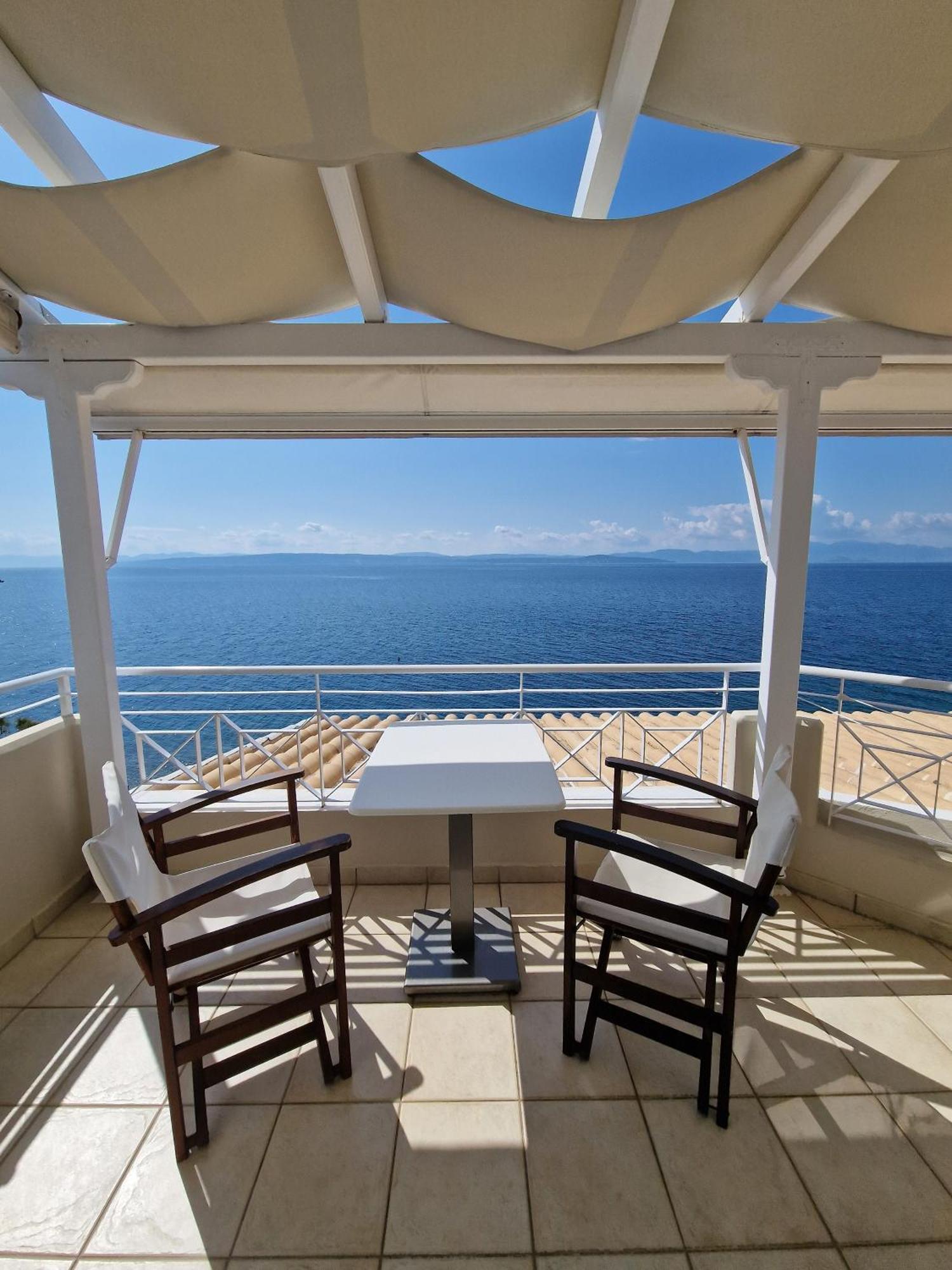 Porto Xronia Aparthotel