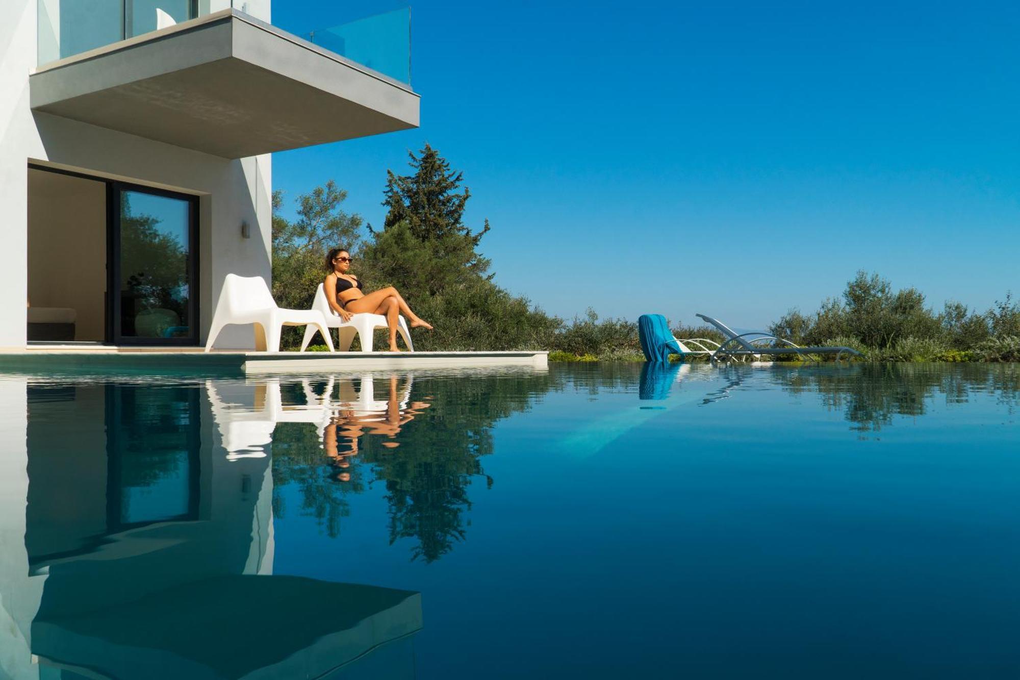 The Designer'S Villa - Member Of Spiritual Living Corfu Villa Viros