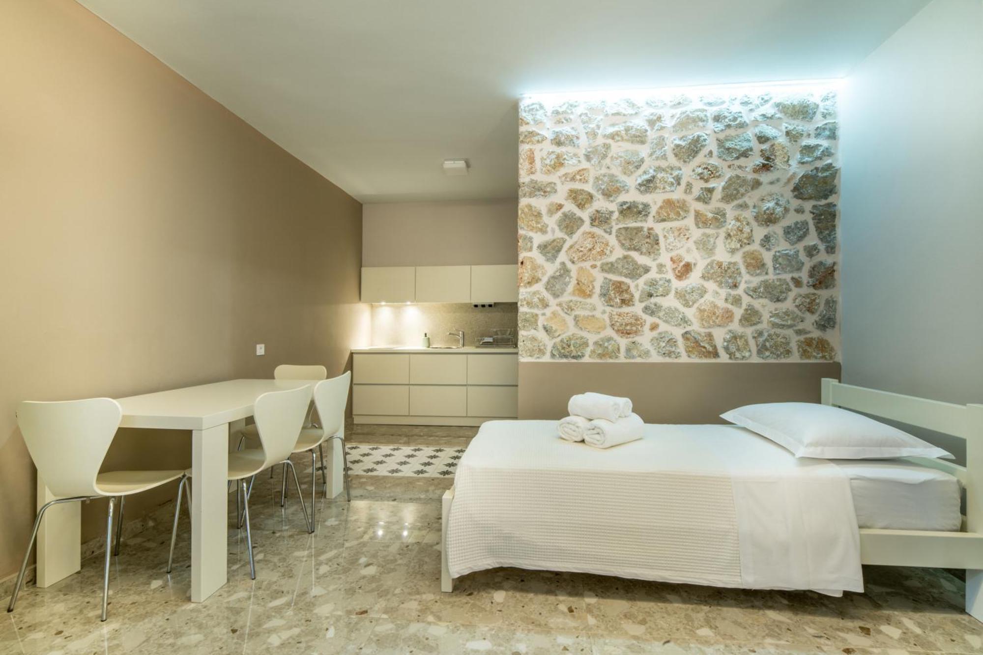 Aparthotel Nereids 3*