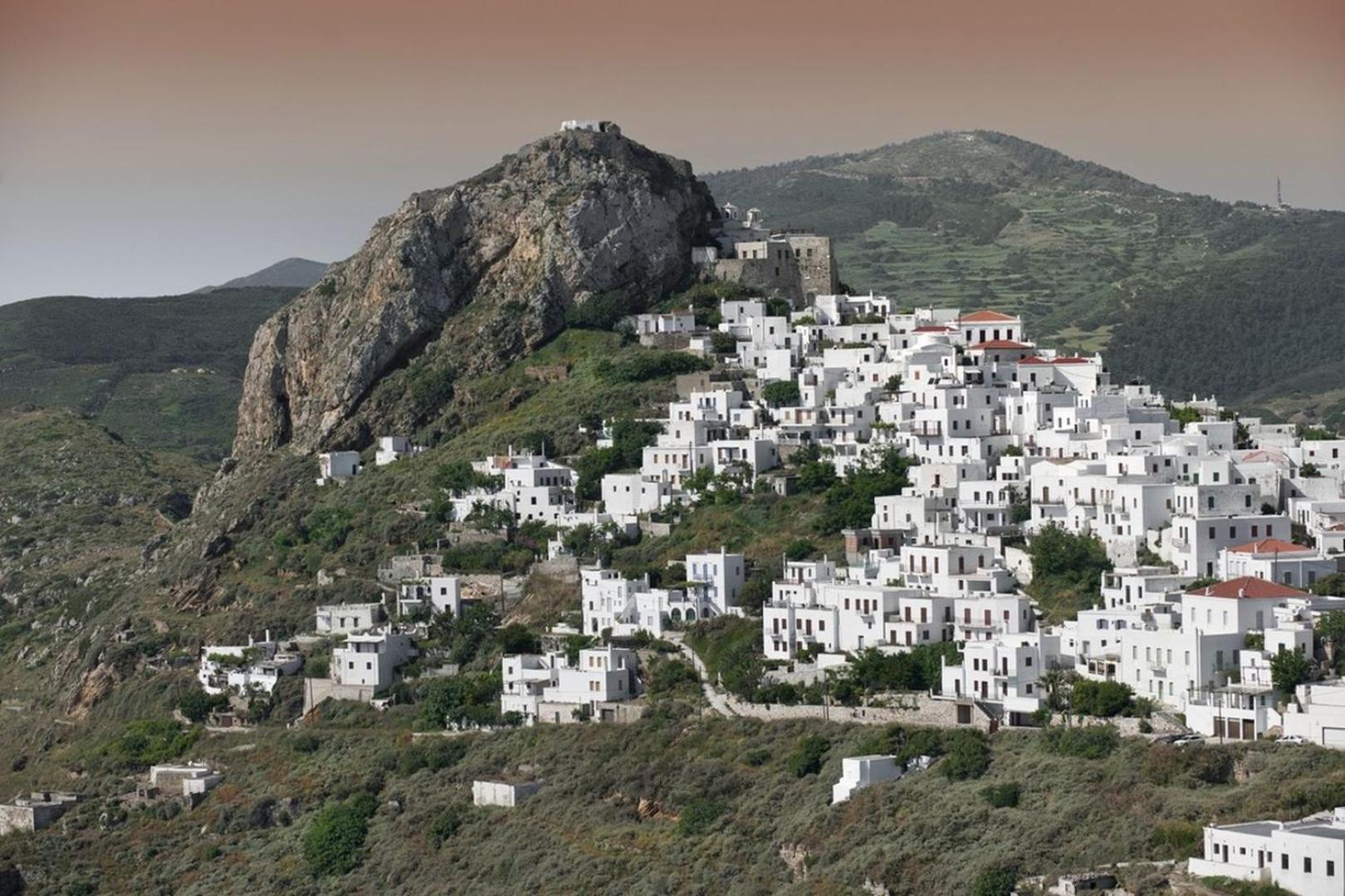 Nefeli Skyros