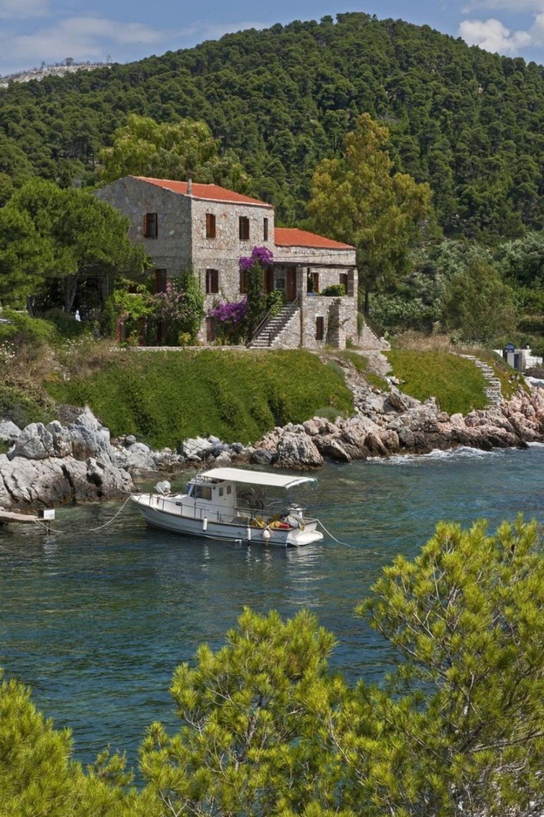 Hotel Nefeli 4*
