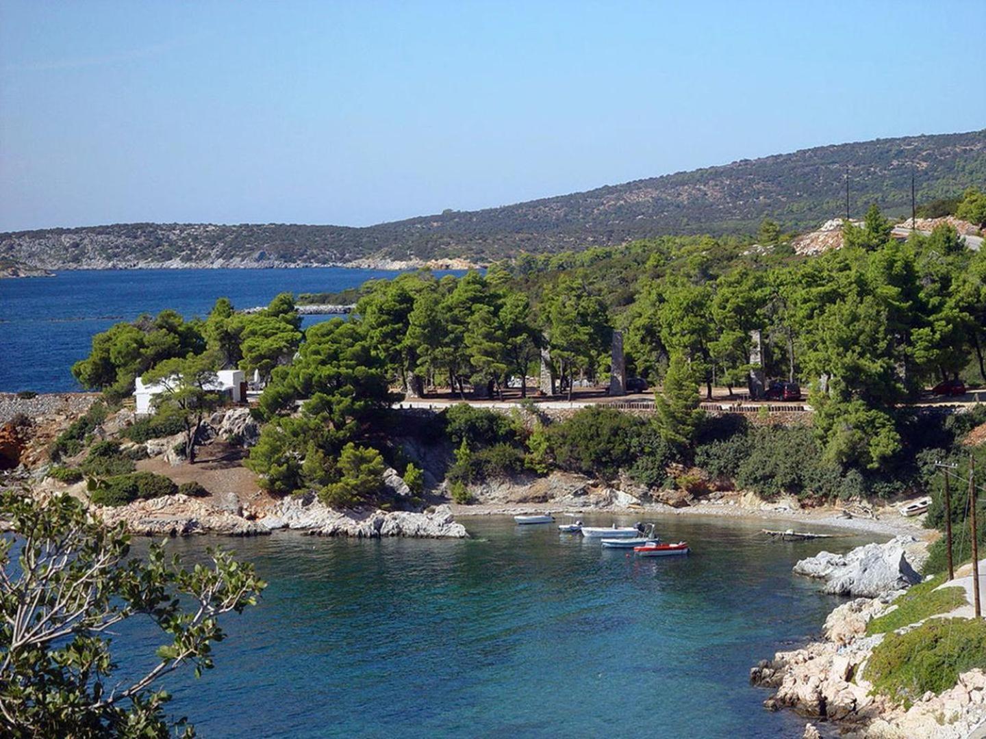 Nefeli Hotel 4*