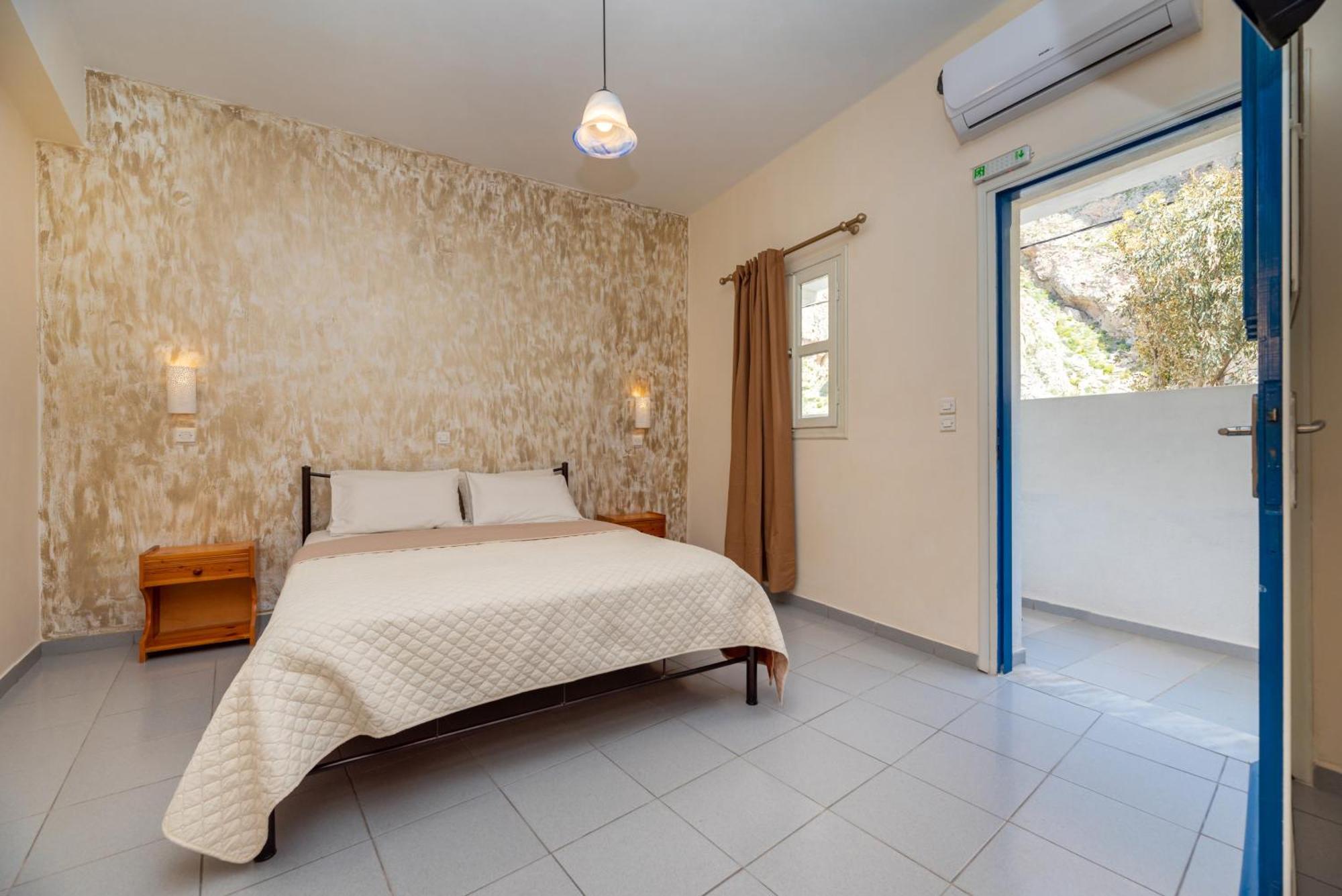 Aparthotel Onar &