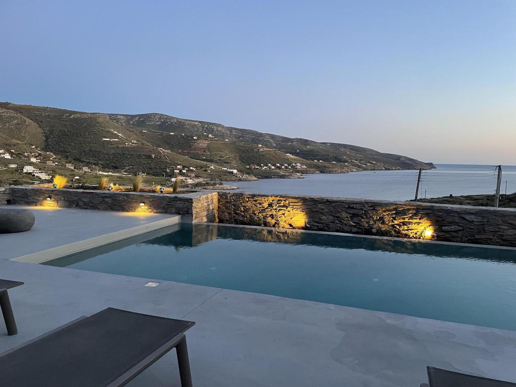 Veneterra-pool-seaview-conciergeservices *